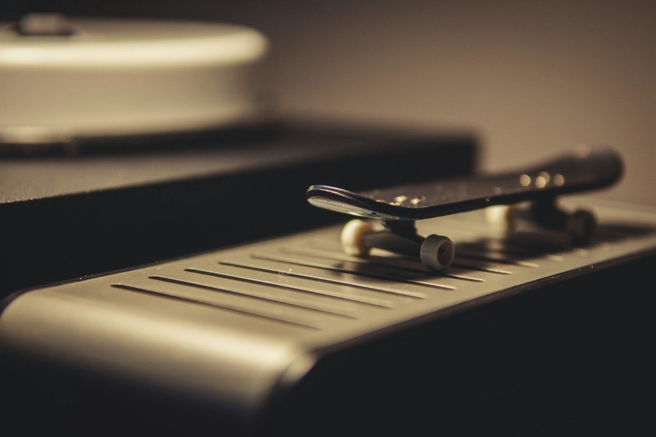 Что такое lo-fi музыка и почему она стала популярной: объясняем простыми словами