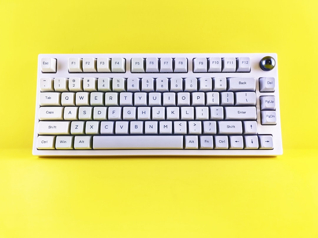 Как выбрать MIDI-клавиатуру: советы для новичков