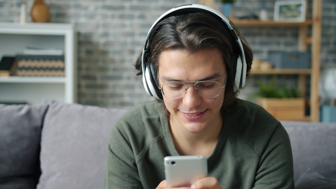 Как выбрать наушники для разной музыки: советы и рекомендации 2025